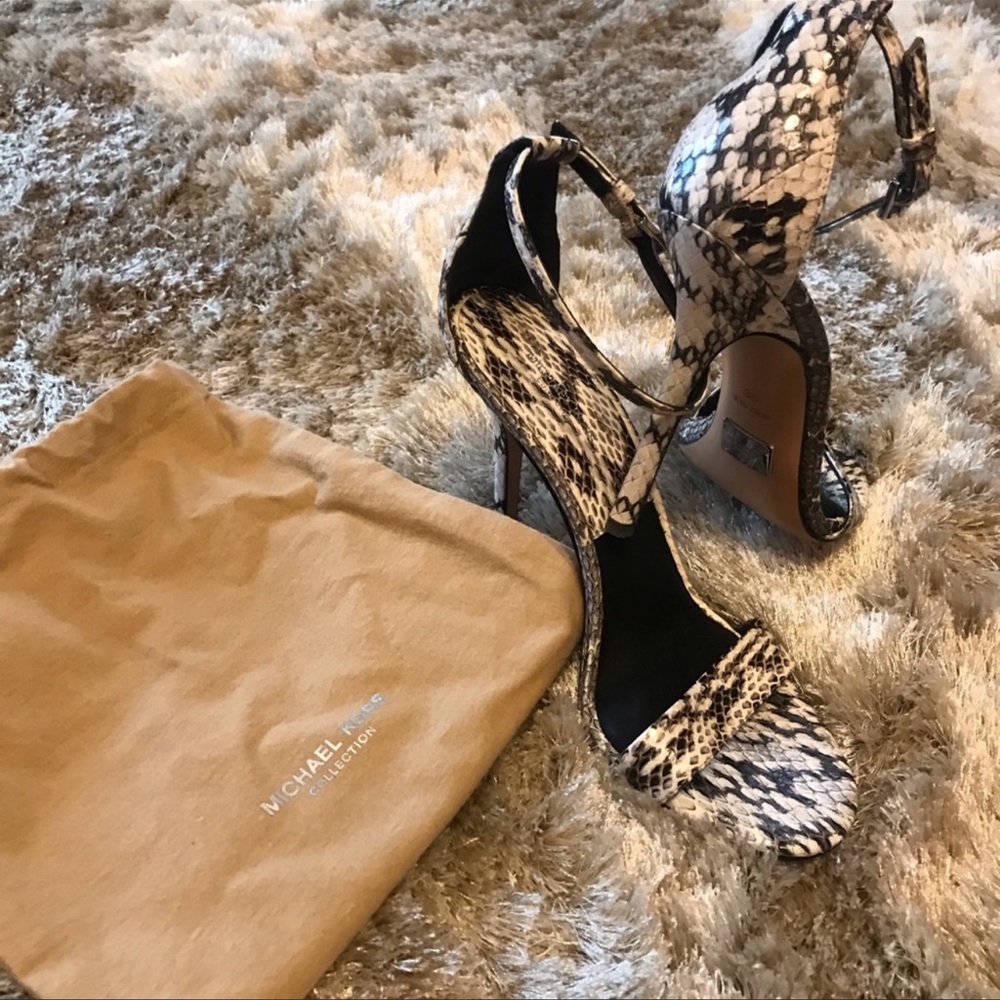 Michael Kors Jacqueline Natural snakeskin